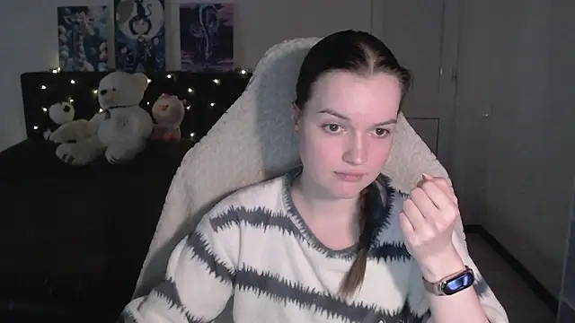 Little_flowers's cam snapshot