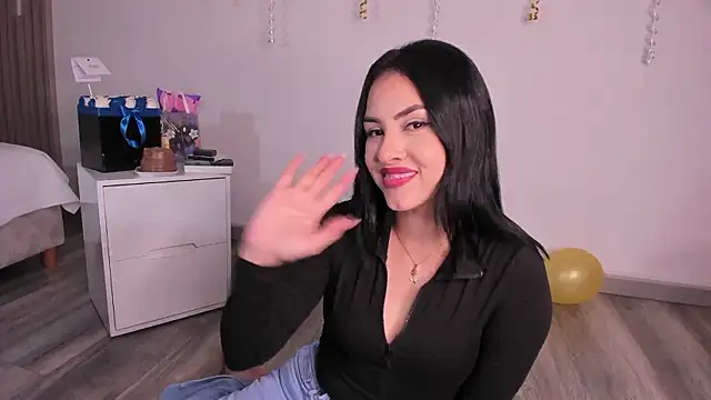 Maya_Bluee live sex cam