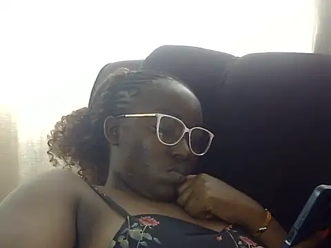 Sexy-suzy live sex cam