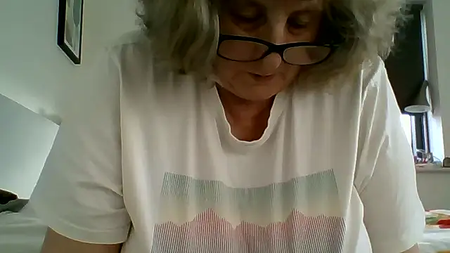 NoraJohnson6 live sex cam