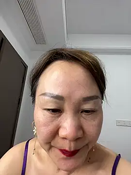 Dora-l live sex cam