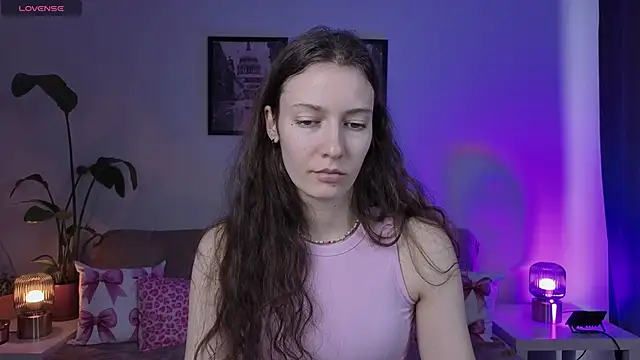 VioletaBloom's cam snapshot