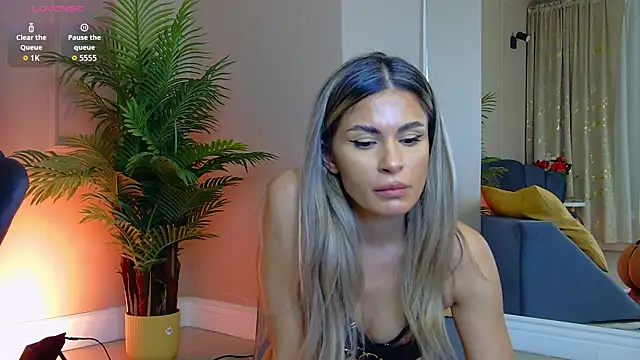 Avril_Cyrus live sex cam