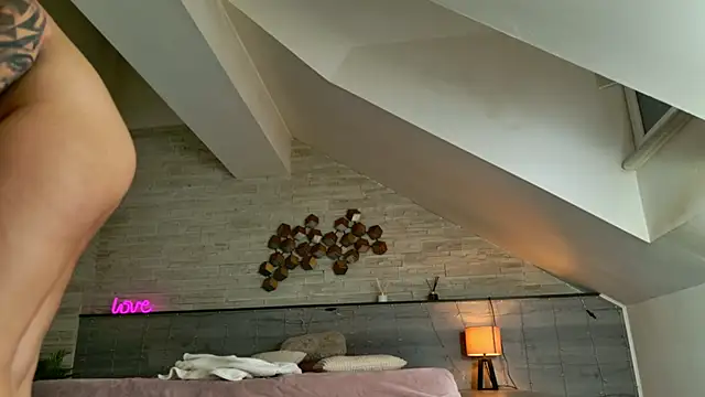 hornyb33_'s cam snapshot