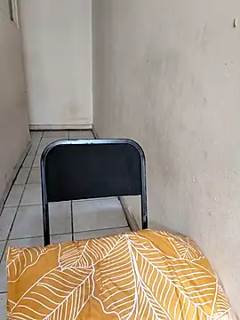 LactatingSeductiveEbony live sex cam