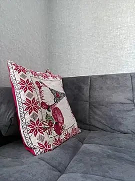 Lady_woman's cam snapshot