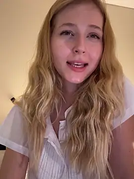 LunaRase's cam snapshot