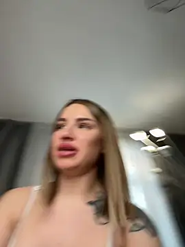 MashaFromRussia__'s cam snapshot