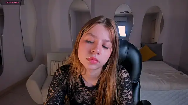 TiffannySins live sex cam