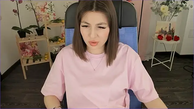 DiRosie's cam snapshot