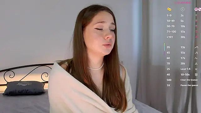 KariDollar live sex cam