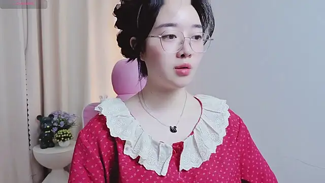 Miu-999 live sex cam