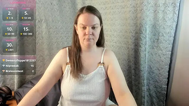 MiaLores's cam snapshot