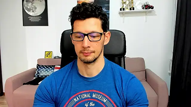 BrutusK08 live sex cam