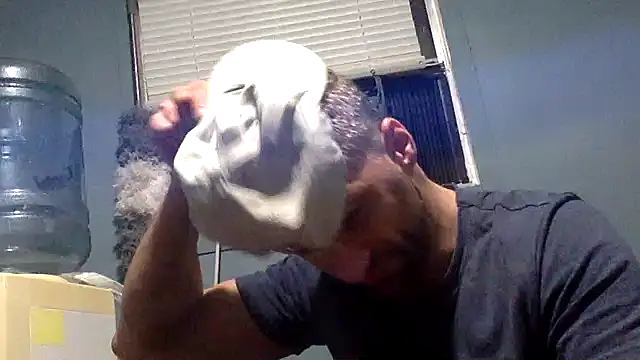 sexyhotstud12's cam snapshot