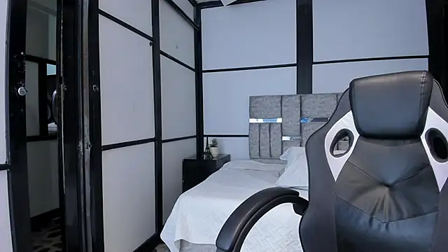 SamaraAnders_'s cam snapshot