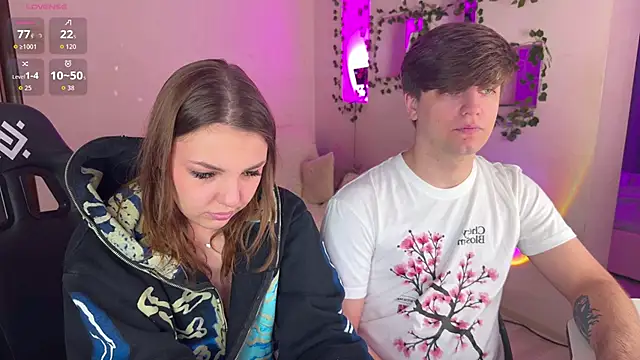 RobertAndLinela live sex cam