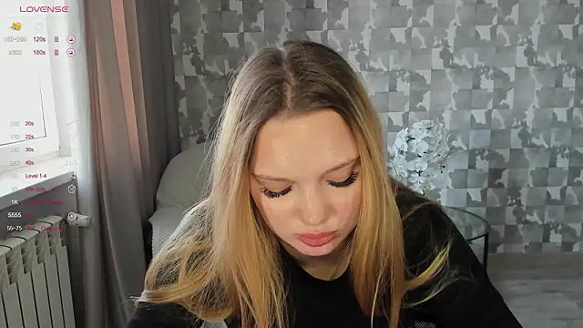 Lovely_Lure's cam snapshot