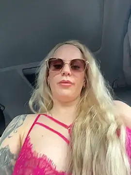 June695_'s cam snapshot