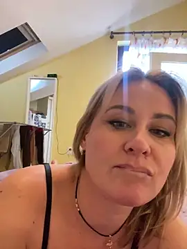 Milanna_Moon's cam snapshot