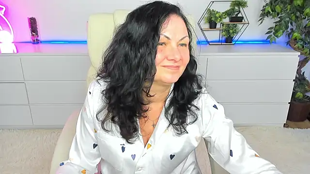 IrissMoon live sex cam