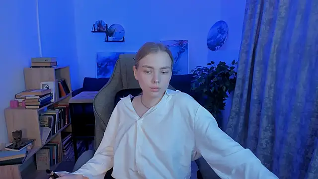 BellaHaadiid live sex cam