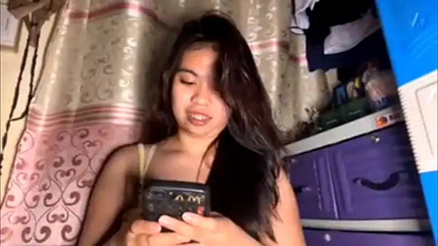 GeorgeneWatler's cam snapshot