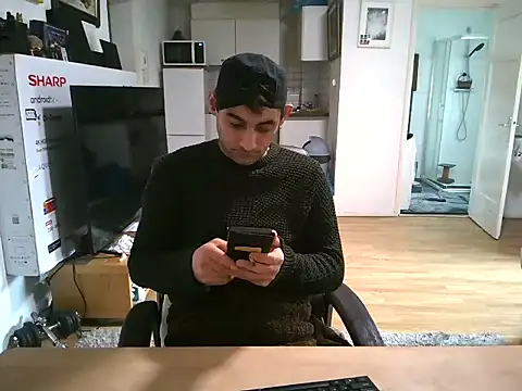 mihaimichael's cam snapshot