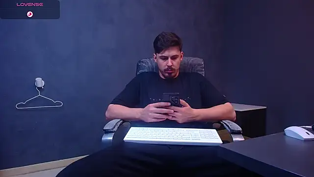 EnzoRace's cam snapshot