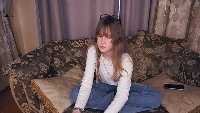 UshaAshauer's cam snapshot