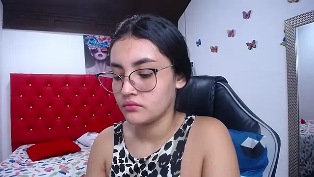 kathe-mills235 live sex cam