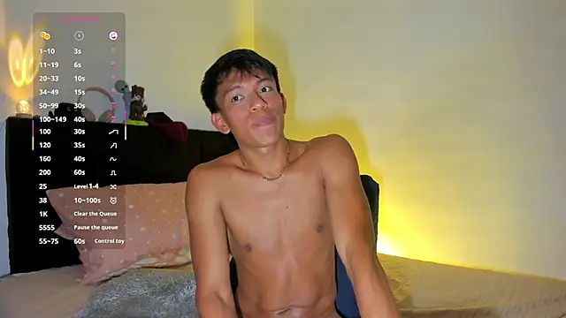 santinaughty live sex cam