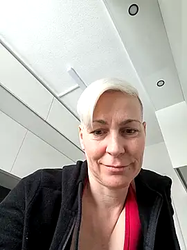 DarleenHot live sex cam