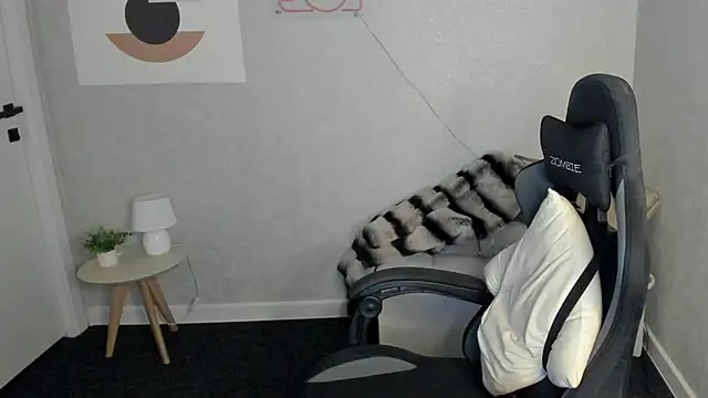 ElizabethHarpper's cam snapshot