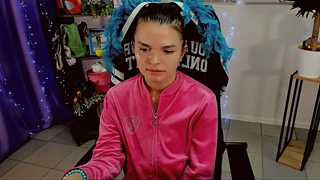 SaraGolben's cam snapshot