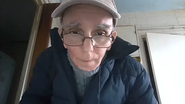 mariusica1@xh's cam snapshot