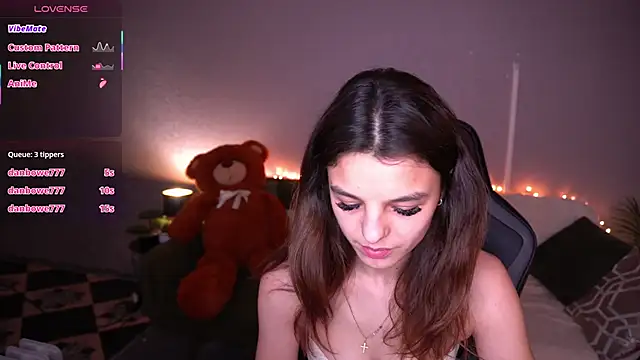 AnitaBambie live sex cam