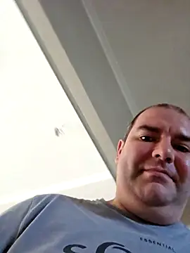 Andrew1900529 live sex cam