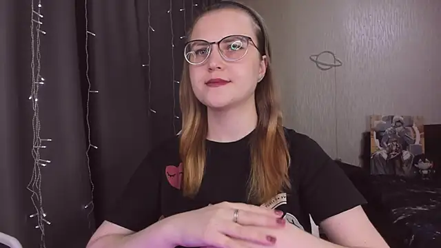 MissBrightShine's cam snapshot