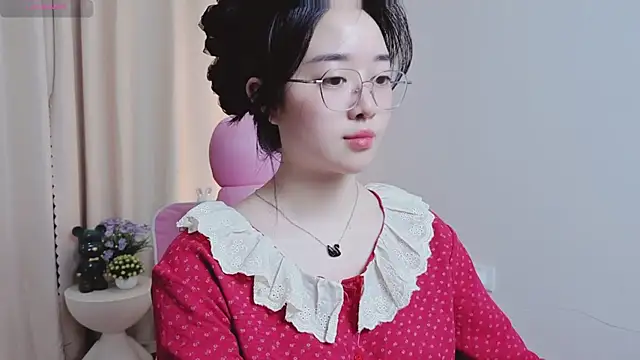 Miu-999 live sex cam