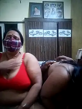 LoveOnStream's cam snapshot