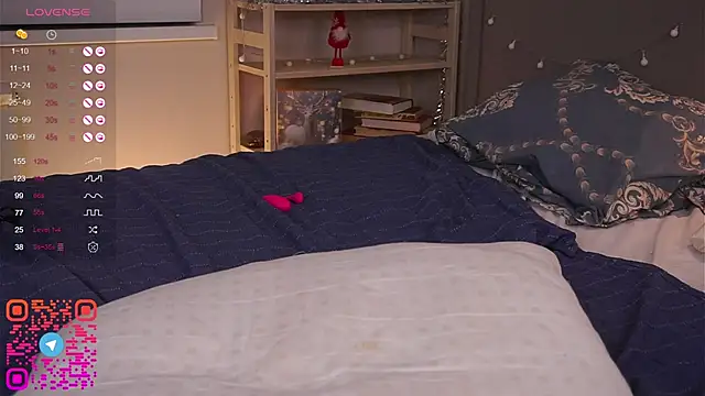 MegganKinson live sex cam