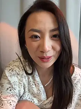 ReiningAffaire live sex cam