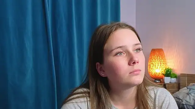 GenevieNyreen's cam snapshot