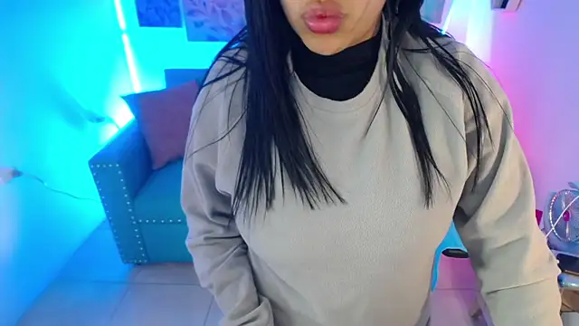 Sofi_hot_4m's cam snapshot