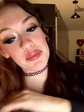 livingdeadgrrl13's cam snapshot