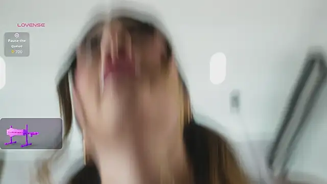 Annyy_Rosse live sex cam