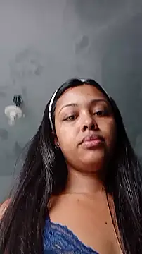 indiazinhabella27 live sex cam