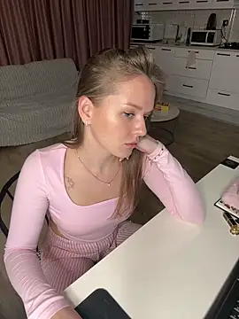 lunaaaaa23 live sex cam