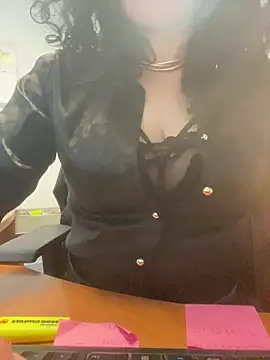 Deessenympho's cam snapshot